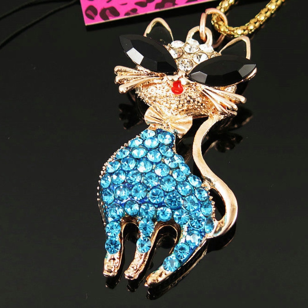 Blue cat necklace